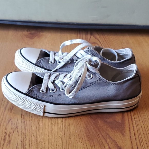 used womens converse